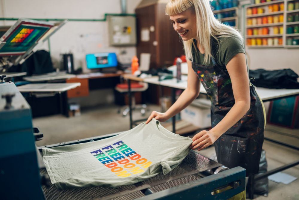 Custom screen printing for apparel